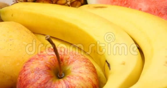 健康天然新鲜有机水果食品视频的预览图