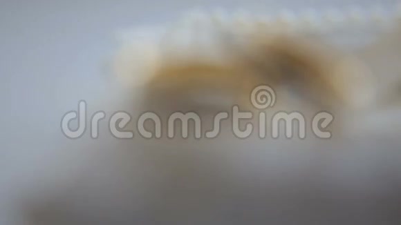 两枚结婚戒指视频的预览图