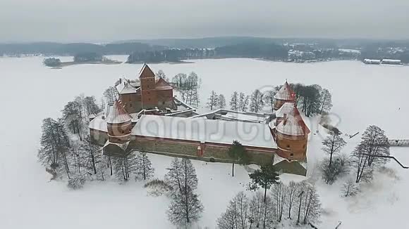 特拉凯城堡视频的预览图