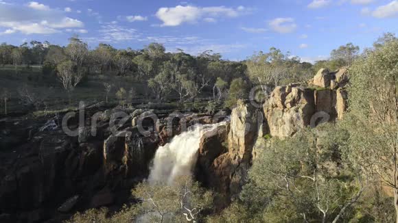 尼格拉塔瀑布澳大利亚视频的预览图