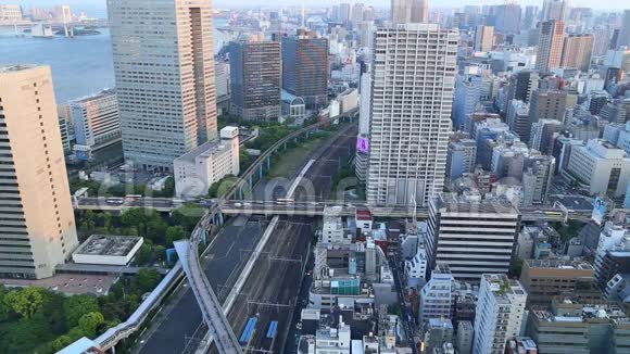 东京的交通视频的预览图
