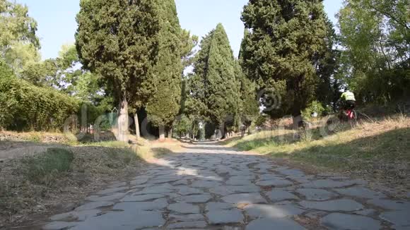 阿皮亚古罗马道路景观视频的预览图