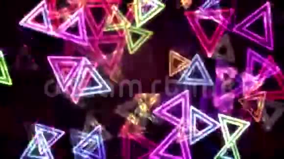 彩色发光三角形霓虹灯效果动画背景视频的预览图
