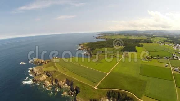 加利西亚海岸线鸟瞰西班牙北部美丽的海滩视频的预览图