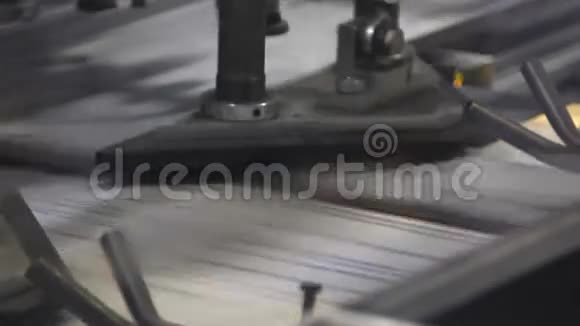 印刷机印刷排版机在工作视频的预览图