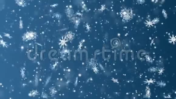 圣诞节和新年无缝循环动画深蓝色背景上的圣诞雪花冬季神奇魔法视频的预览图