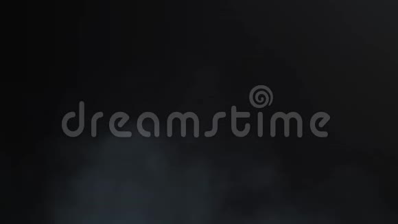 黑色背景上的烟雾视频的预览图
