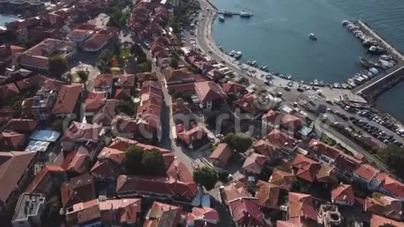 内塞巴尔的鸟瞰图保加利亚黑海沿岸的古城视频的预览图
