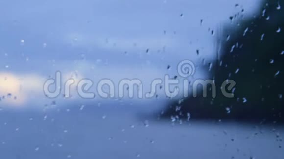 窗户和水的镜头视频的预览图