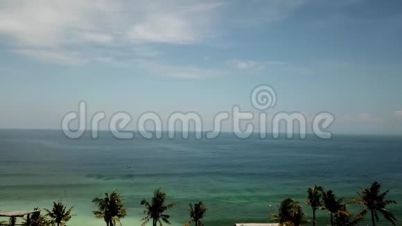 巴厘岛德伦巴兰干海滩视频的预览图