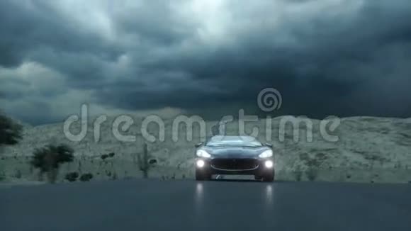 公路上的黑色跑车开得很快黑暗的环境超级逼真的4K动画视频的预览图