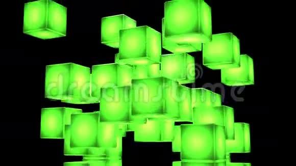 黑色背景下的环能绿光立体抽象视频的预览图