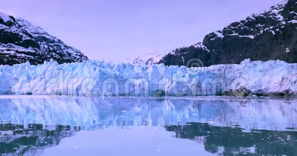 美国阿拉斯加冰川湾国家公园世界自然遗产视频的预览图
