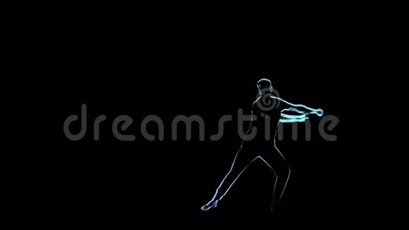剪影男在黑色背景上跳舞慢速运动计算机图形学视频的预览图