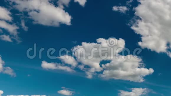 梦幻云对蓝天全景视频的预览图