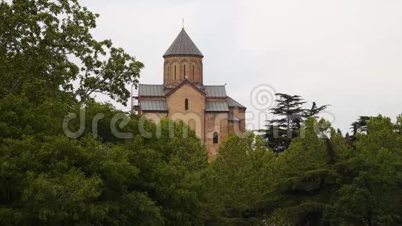 格鲁吉亚第比利斯的东正教教堂视频的预览图