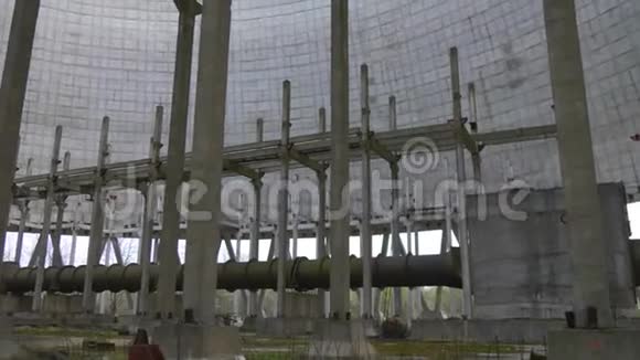 切尔诺贝利核电站冷却塔视频的预览图