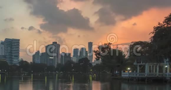 泰国曼谷兰皮尼公园DEC2018视频的预览图