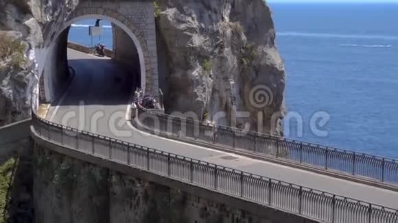 意大利阿马尔菲海岸公路视频的预览图