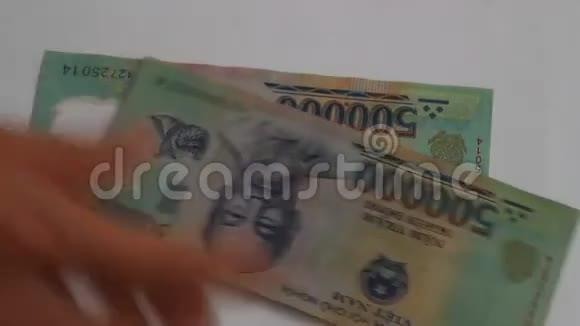 算上越南的钱视频的预览图