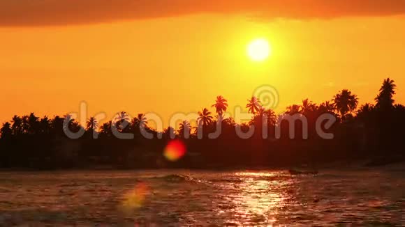 异国情调的乌纳瓦图纳海滩斯里兰卡视频的预览图
