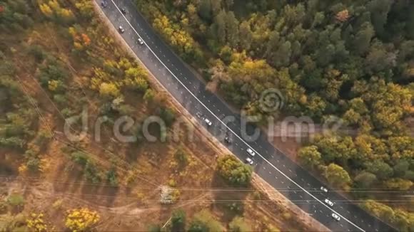 从上面看道路视频的预览图