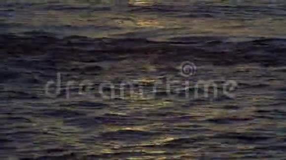 日落时的海景视频的预览图
