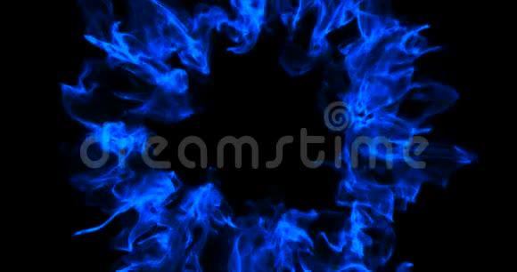 黑色背景上的抽象宇宙爆炸冲击波蓝色能量视频的预览图