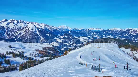 达赫斯坦西部滑雪胜地奥地利萨尔茨卡梅尔古特戈索视频的预览图