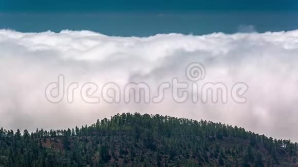 西班牙加那利群岛特内里费的泰德山火山云的时间推移视频的预览图