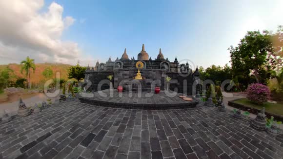 巴厘岛的佛寺视频的预览图