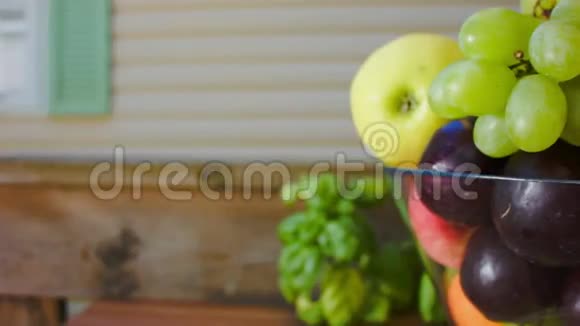 有水果的静物视频的预览图