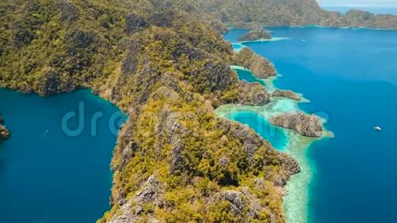 菲律宾一个热带岛屿上的梭鱼山湖科罗恩巴拉望视频的预览图