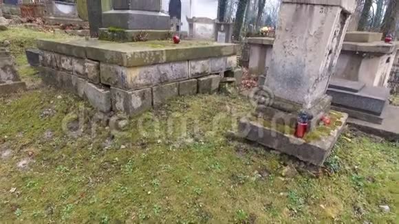 利查基夫公墓利沃夫视频的预览图