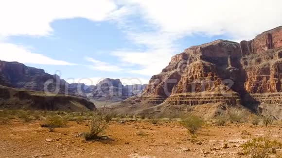大峡谷悬崖景观视频的预览图