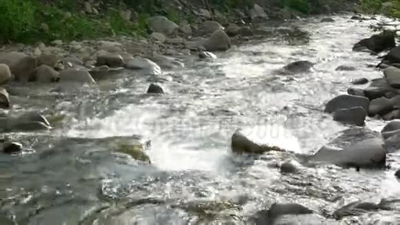 河石山太阳视频的预览图