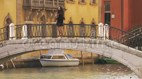 意大利威尼斯旅游妇女视频的预览图