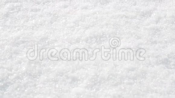 白色背景的清新雪质地视频的预览图