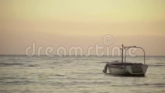 在海里的船史维蒂斯特凡黑山视频的预览图