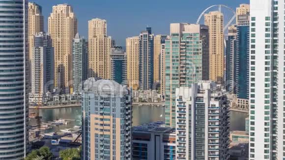 迪拜码头摩天大楼从JLT在迪拜时间推移阿联酋视频的预览图