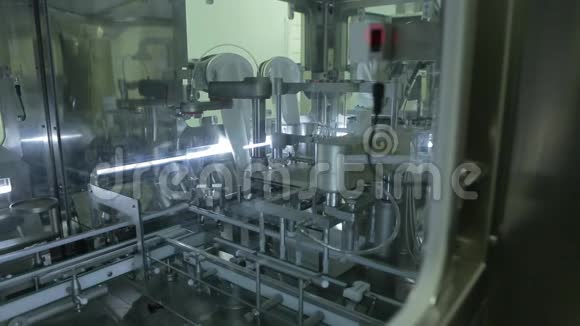 现代制药实验室视频的预览图
