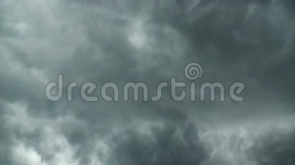 4黑色风暴云的时间推移视频的预览图
