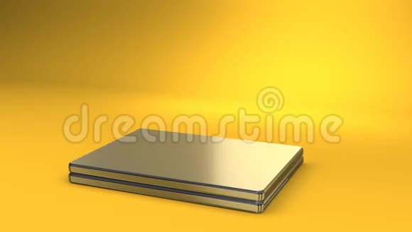 黄色背景的笔记本电脑视频的预览图
