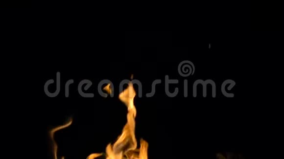 火焰明亮火花的足迹视频的预览图