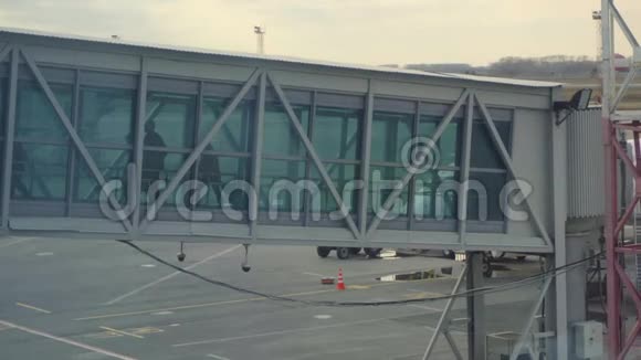机场捷威航站楼视频的预览图