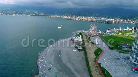 格鲁吉亚巴统的堤岸鸟瞰图视频的预览图