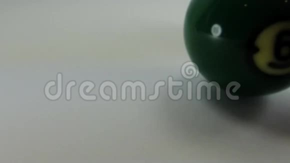 台球彩色球球视频的预览图