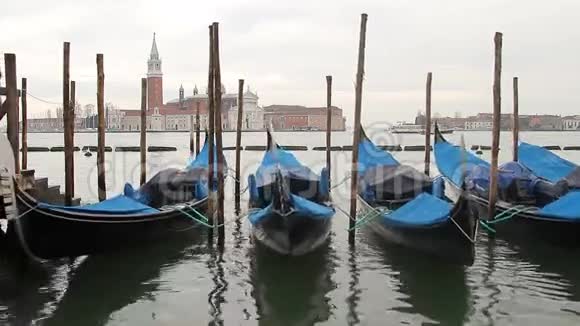 威尼斯贡多拉船视频的预览图