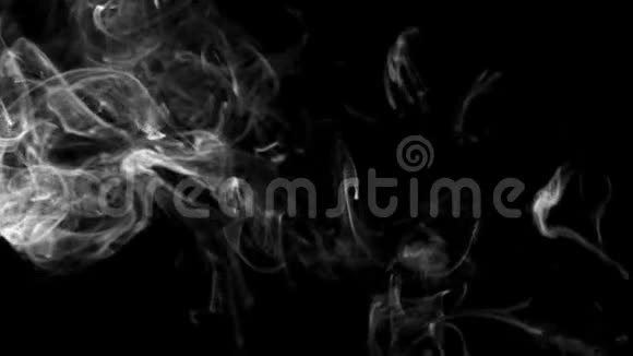黑色背景上的抽象烟雾视频的预览图