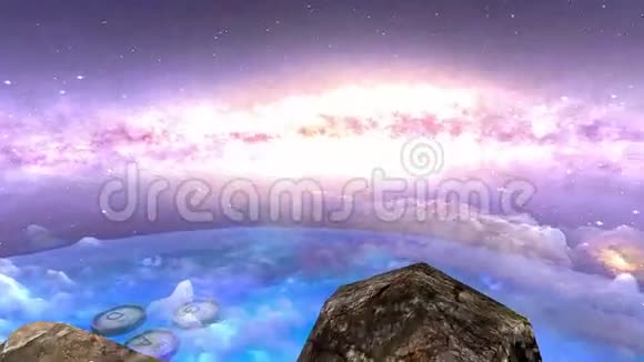 等离子云和一座岩石山视频的预览图